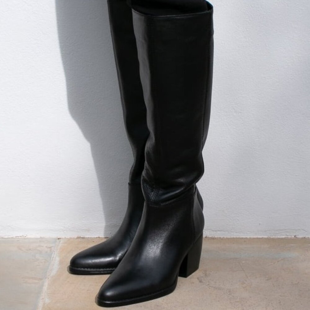 Naturalizer Black Leather Knee-High Heeled Boots